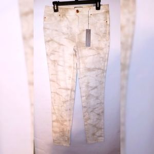 🆕 Chicos So Slimming  Jeggings